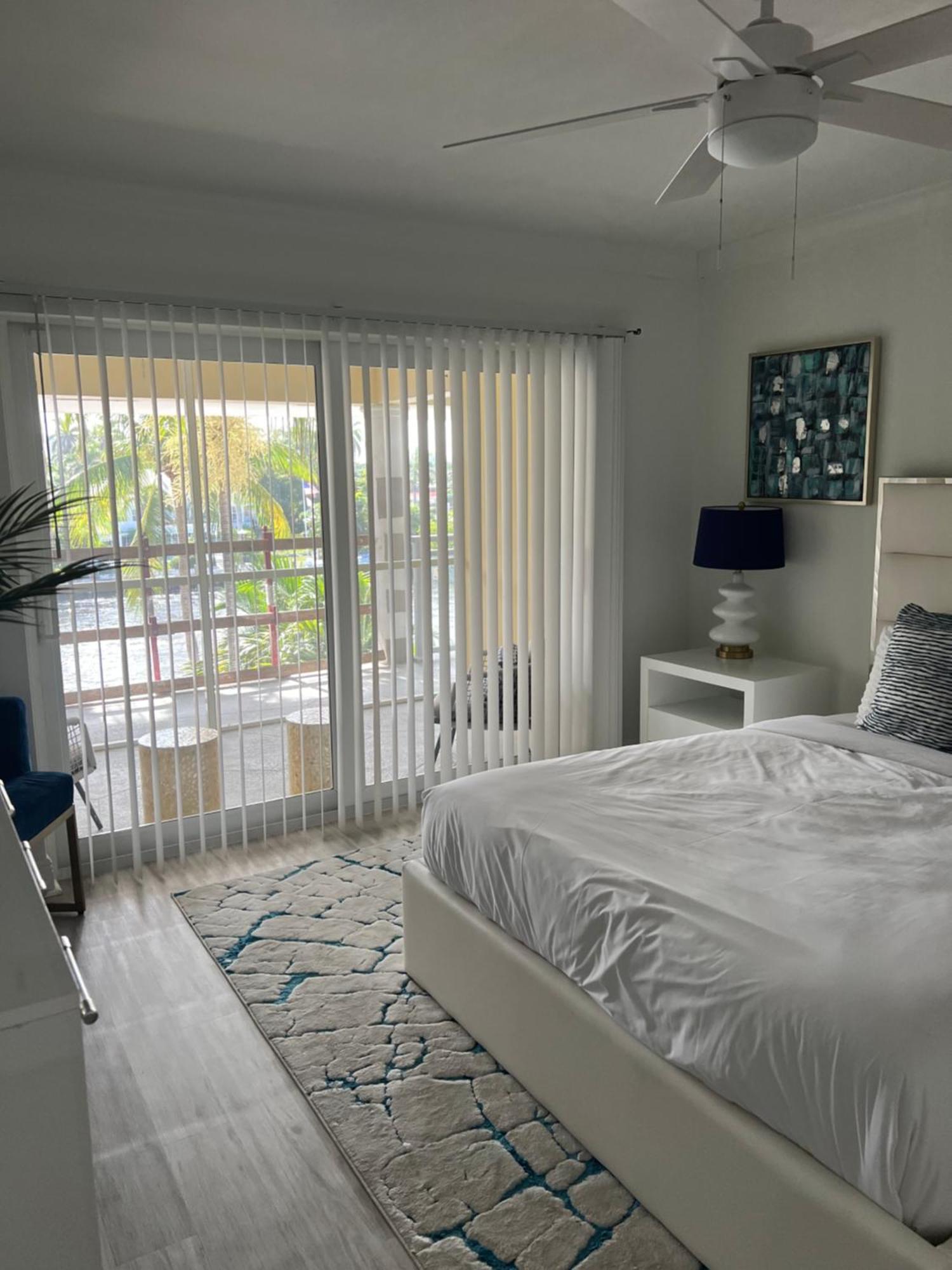 Royal Colonial Lägenhet Boca Raton Exteriör bild